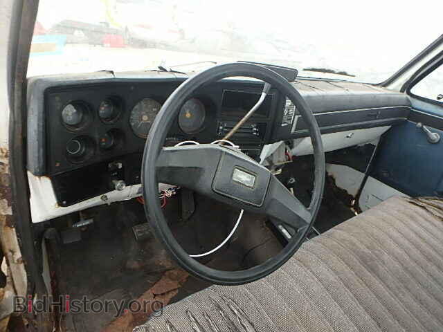 1986 GMC C/K/R2500 - VIN: 1GCCK24M8CJ125943 - Фото 9