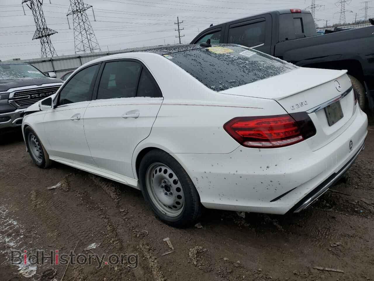 2014 MERCEDES-BENZ E-CLASS - VIN: WDDHF9HB7EA975307 - Photo 2