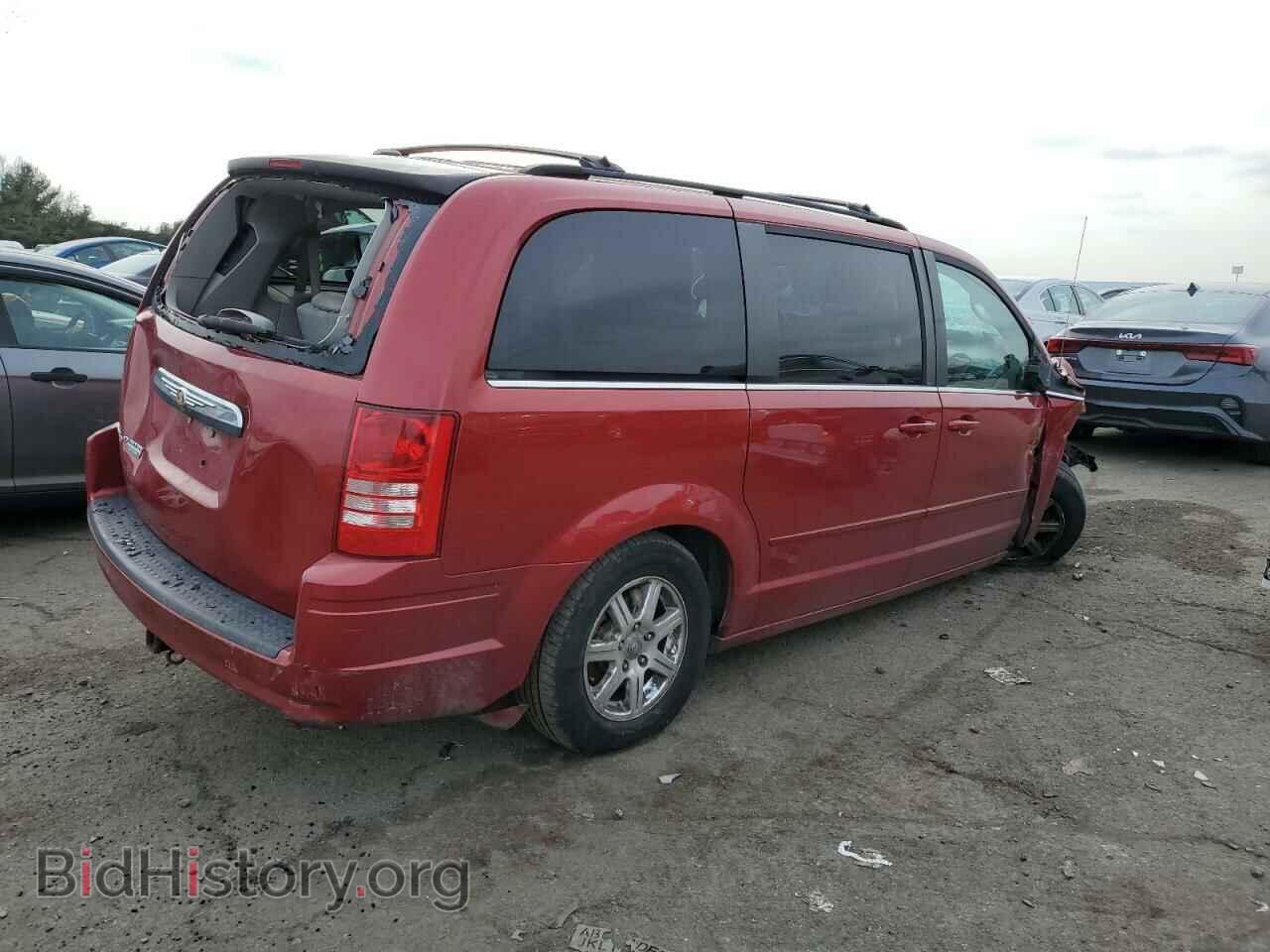 2008 CHRYSLER MINIVAN - VIN: 2A8HR54P28R621621 - Фото 3