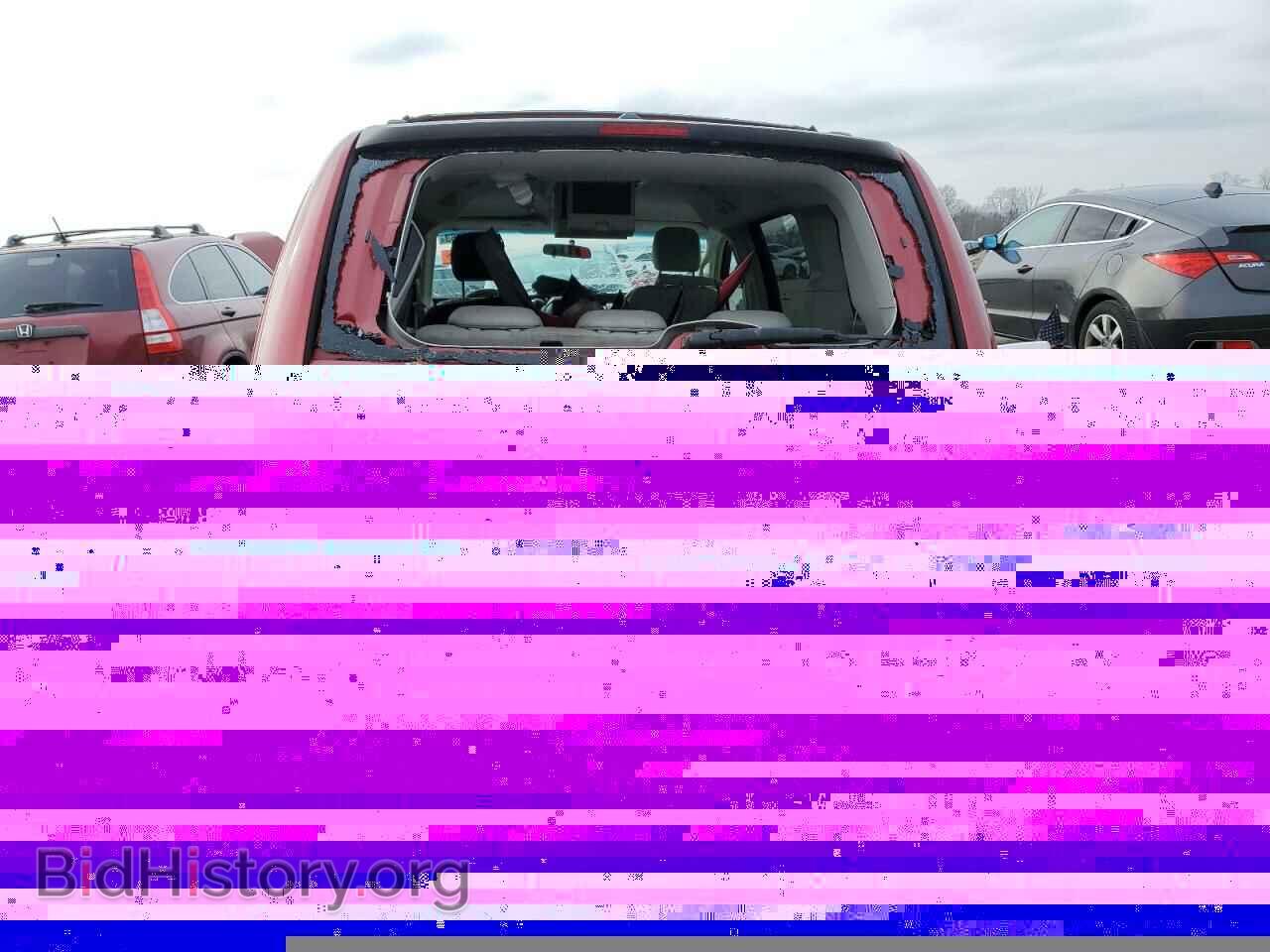 2008 CHRYSLER MINIVAN - VIN: 2A8HR54P28R621621 - Фото 6