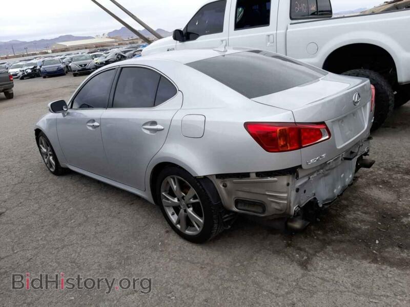 2010 Lexus IS (VIN JTHBF5C22A2095750) — фото 2 из 13
