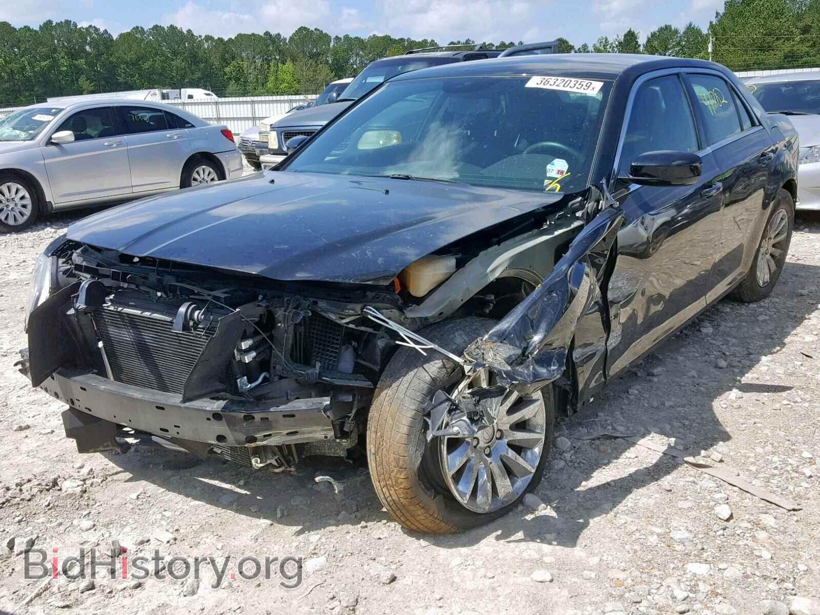 2014 CHRYSLER 300 - VIN: 2C3CCAAG8EH340056 - Фото 2