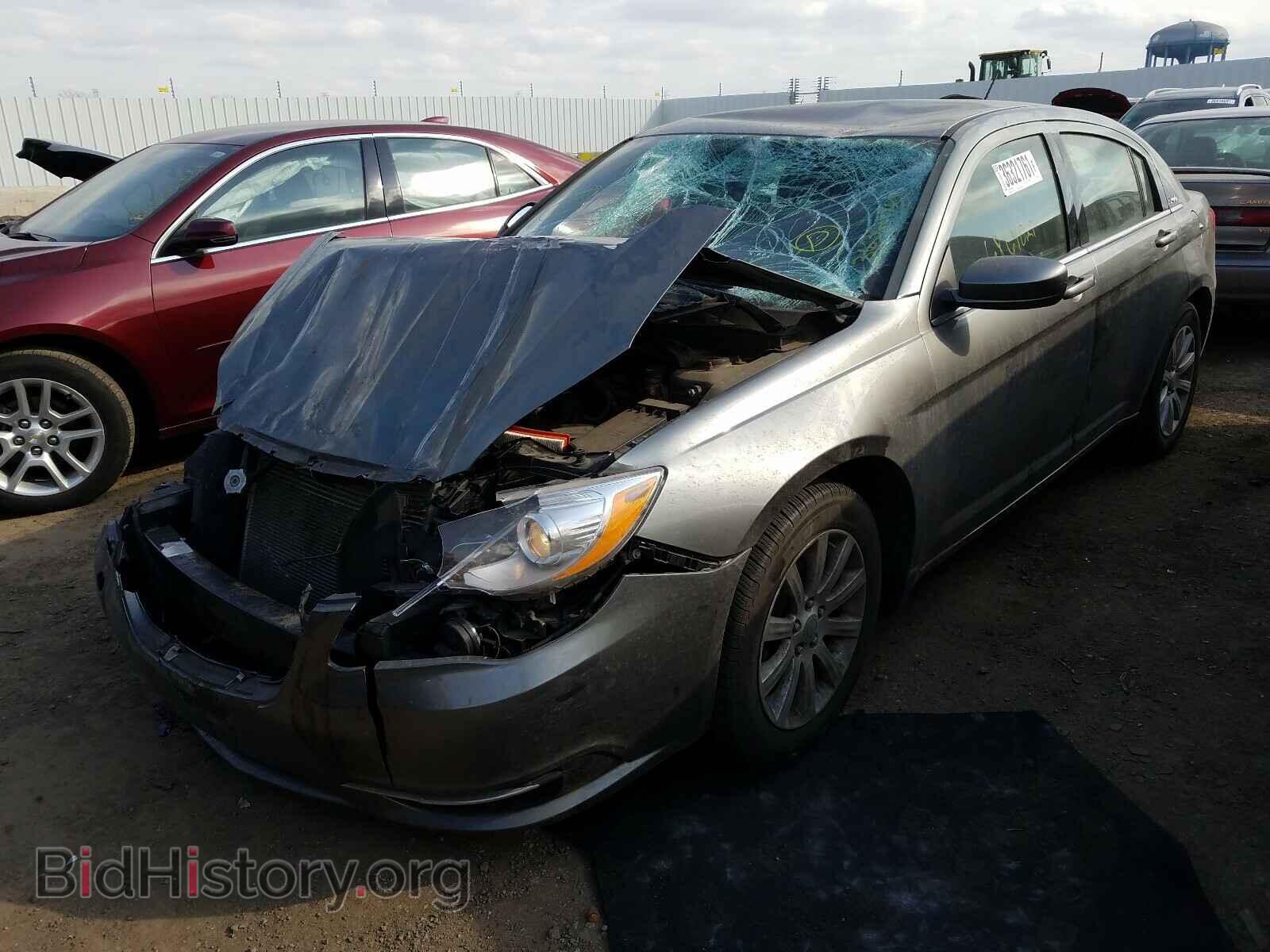 2013 CHRYSLER 200 - VIN: 1C3CCBBB3DN539417 - Фото 2