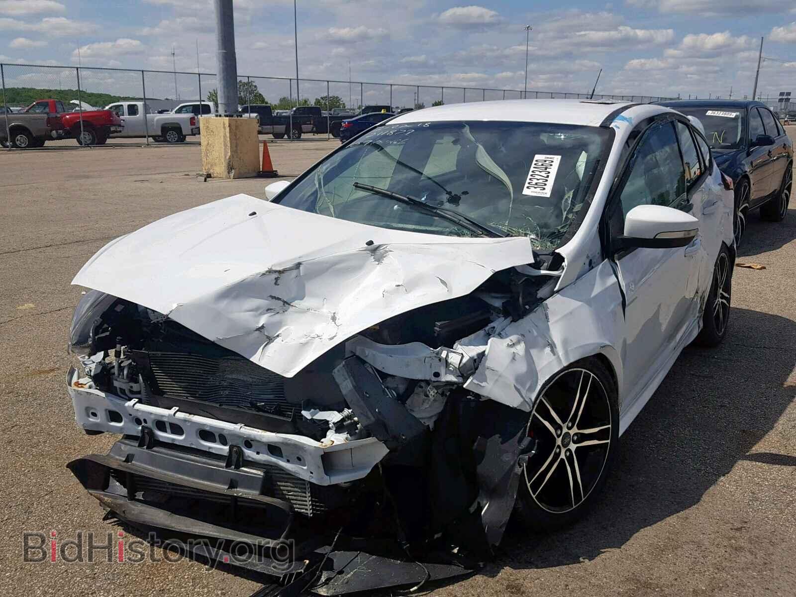 2016 FORD FOCUS - VIN: 1FADP3L97GL211879 - Фото 2