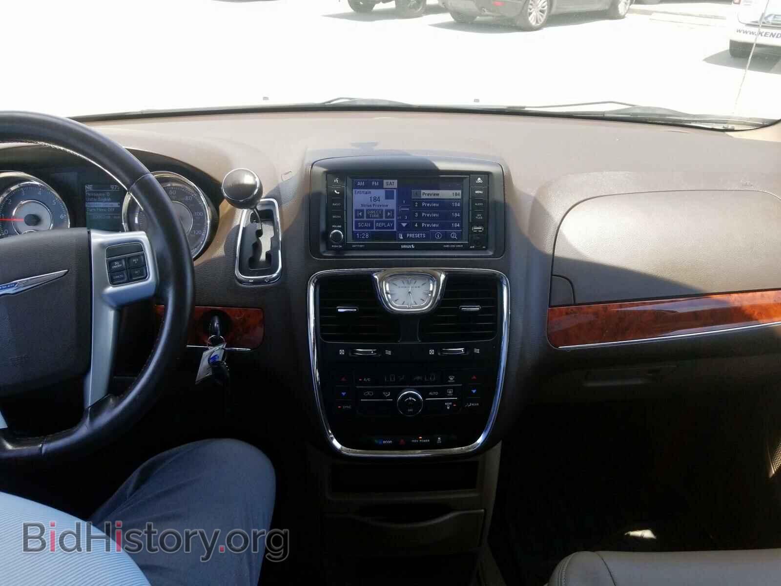 2012 CHRYSLER TOWN & COU - VIN: 2C4RC1BG1CR270332 - Фото 9