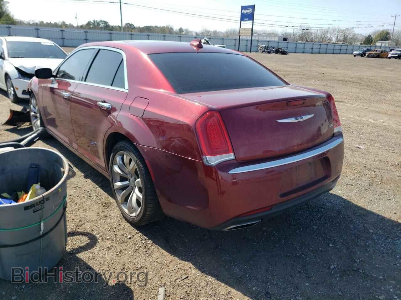 2019 CHRYSLER 300 - VIN: 2C3CCAEG3KH559934 - Фото 3