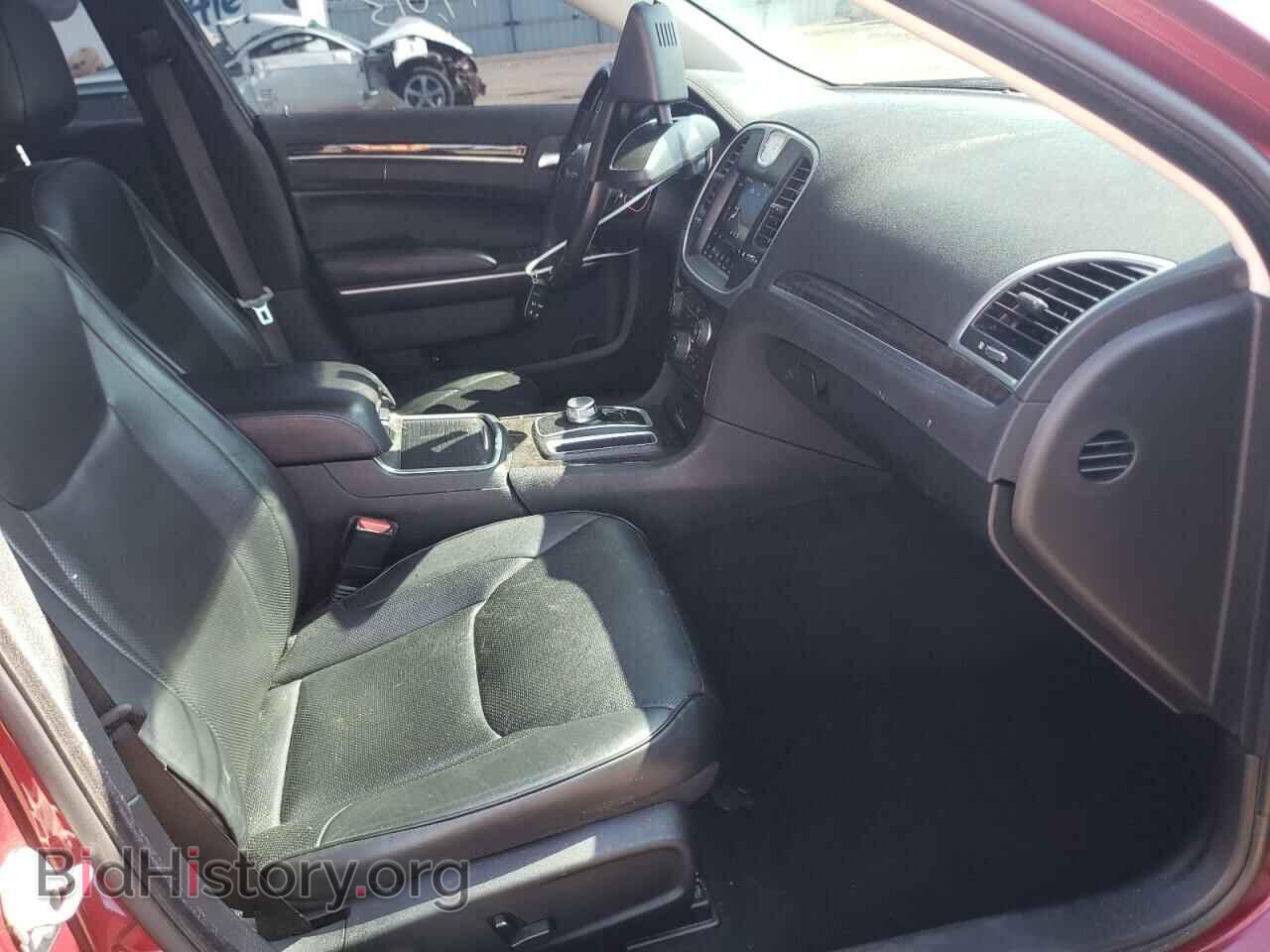 2019 CHRYSLER 300 - VIN: 2C3CCAEG3KH559934 - Фото 5