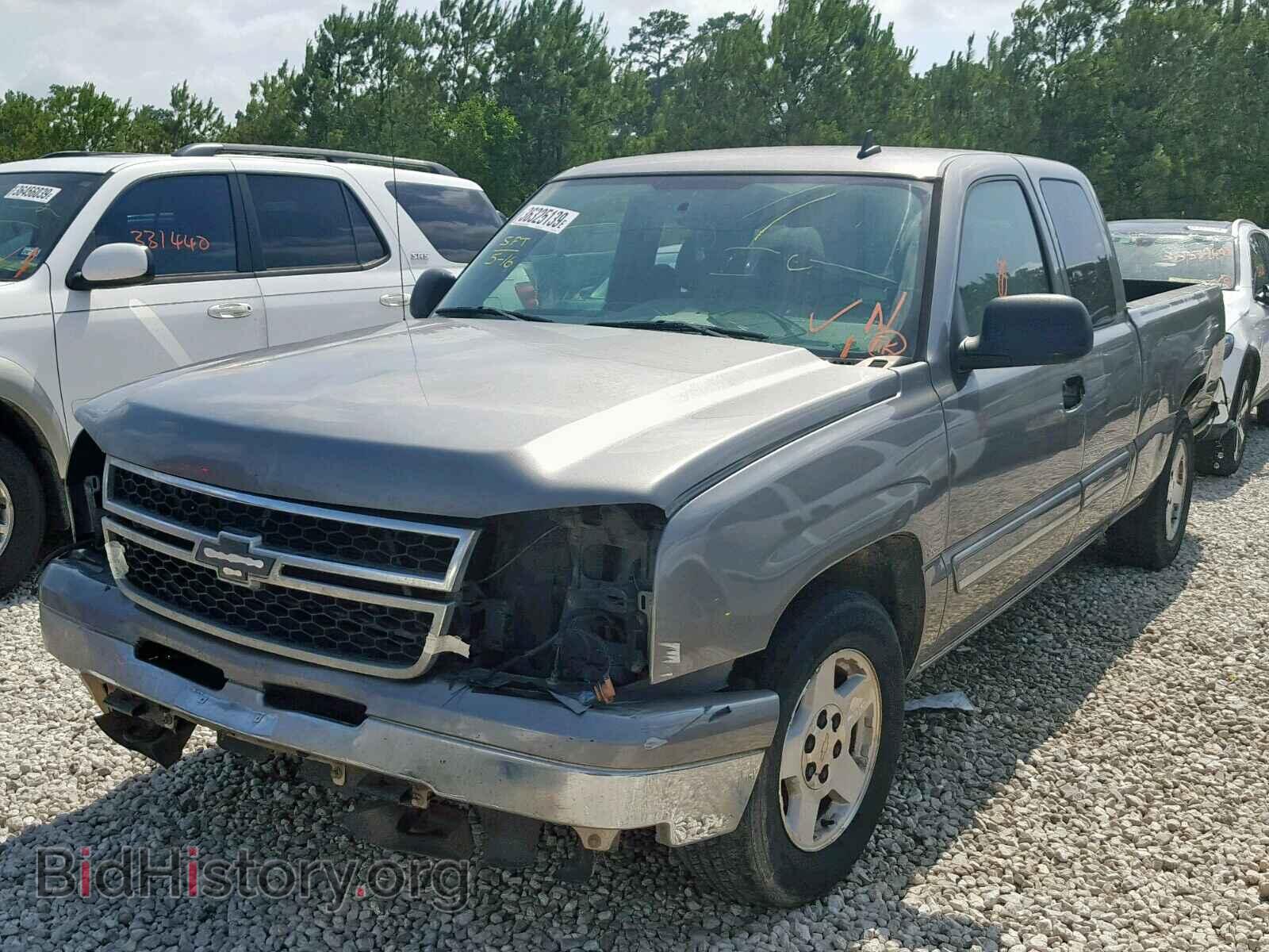 2006 CHEVROLET SILVERADO - VIN: 1GCEC19V76Z223075 - Фото 2