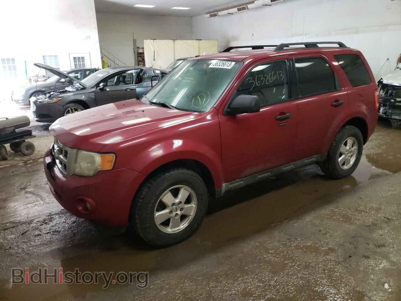 Фотография 1FMCU0DG7BKB80041 - FORD ESCAPE 2011