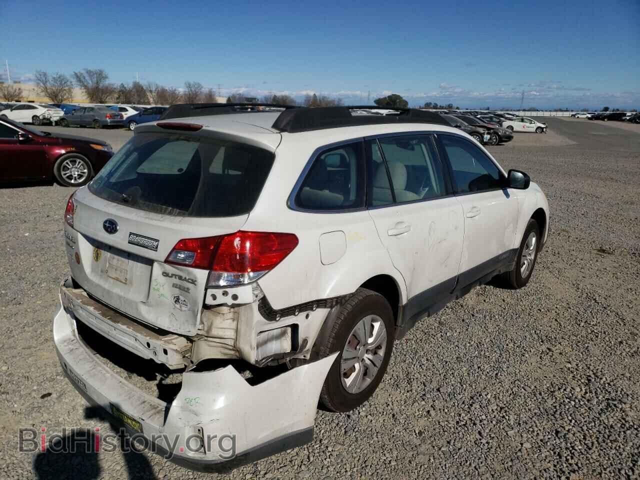 2013 SUBARU OUTBACK - VIN: 4S4BRBAC8D3251819 - Photo 4