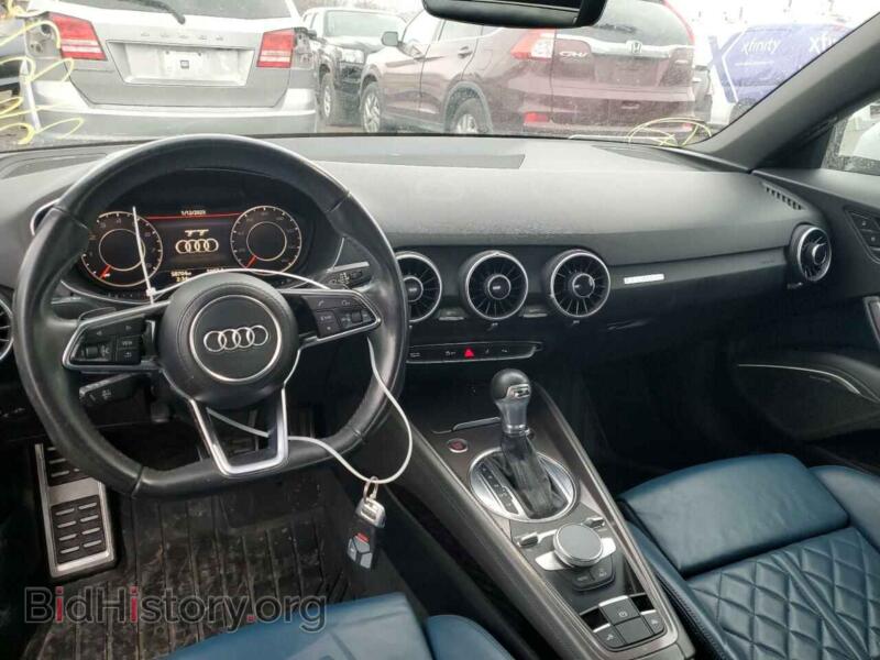 2017 Audi TT (VIN TRUT5CFV6H1002317) — photo 8 of 12
