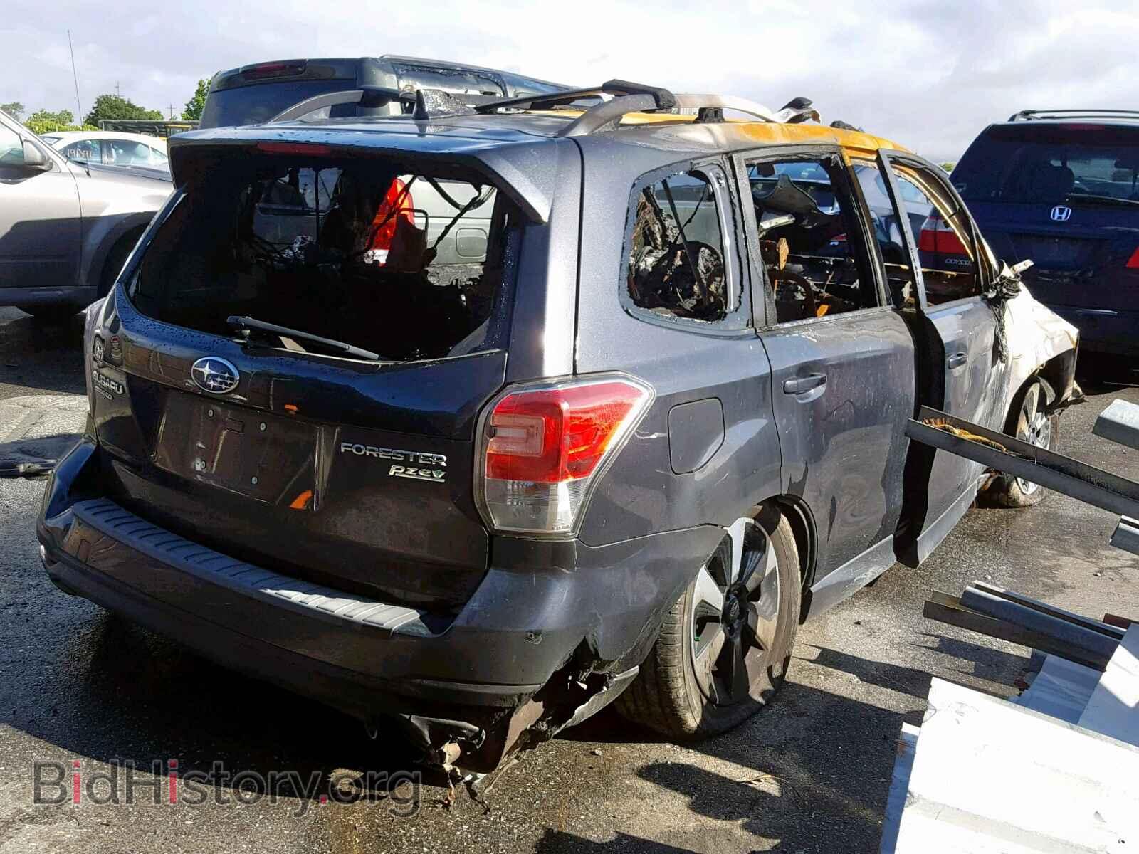 2017 SUBARU FORESTER - VIN: JF2SJAGC6HH810520 - Фото 4