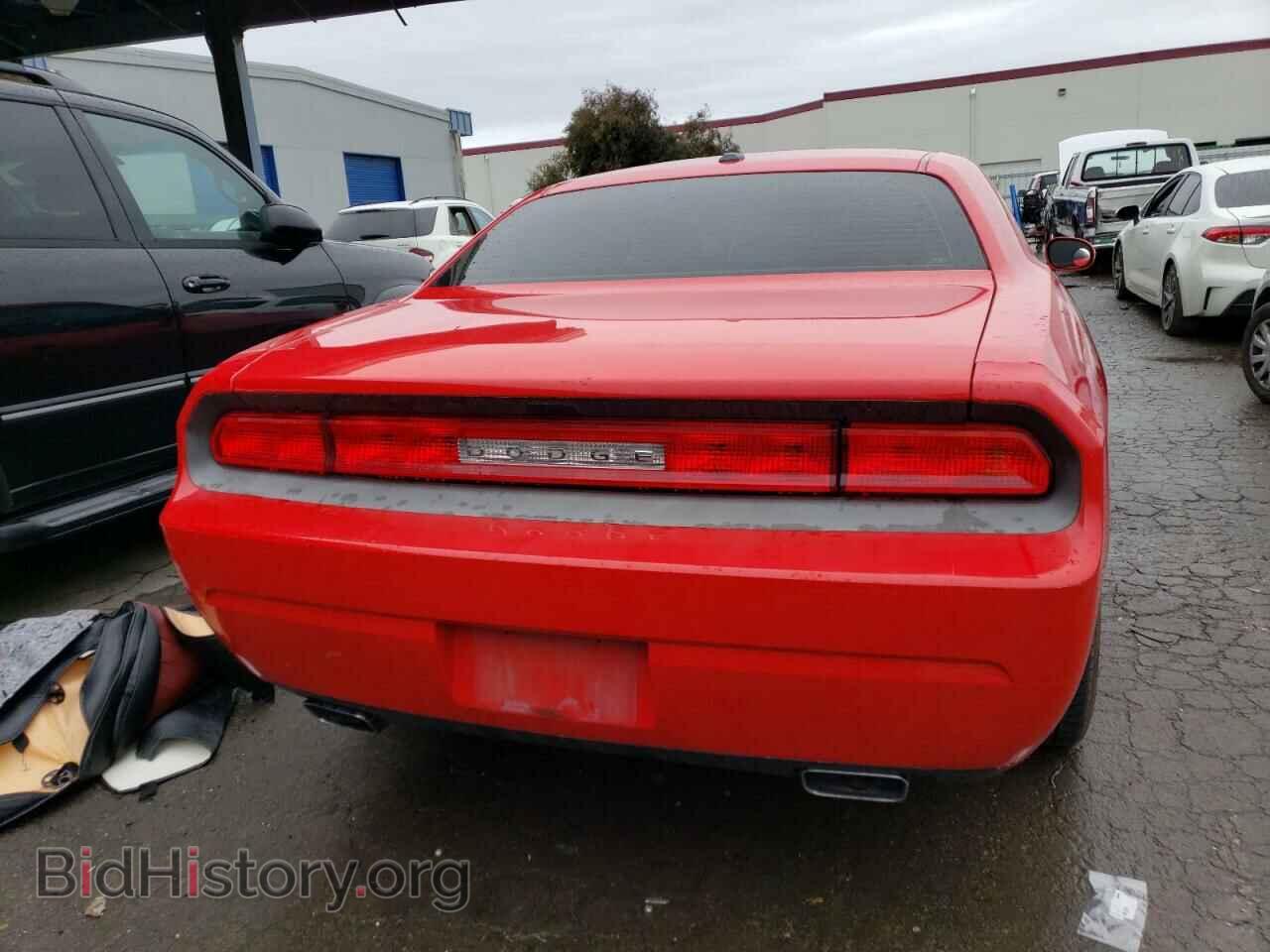 2014 DODGE CHALLENGER - VIN: 2C3CDYAG8EH225379 - Фото 6