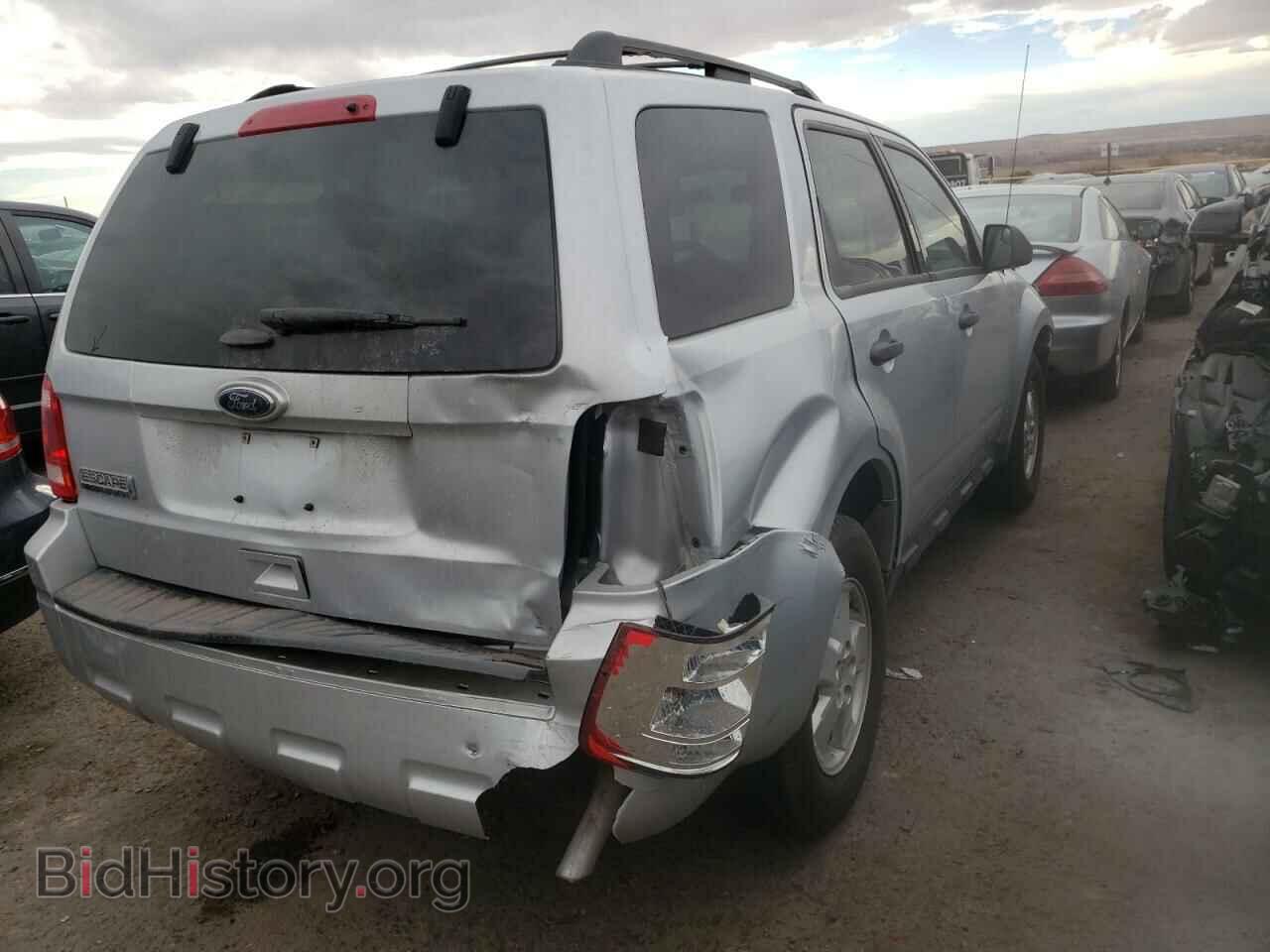 2011 FORD ESCAPE - VIN: 1FMCU0D72BKC04889 - Фото 4