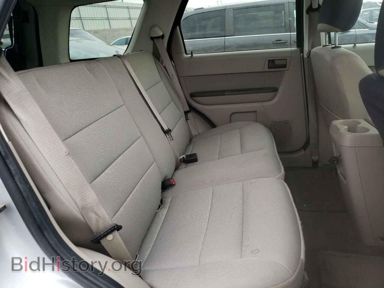 2011 FORD ESCAPE - VIN: 1FMCU0D72BKC04889 - Фото 6