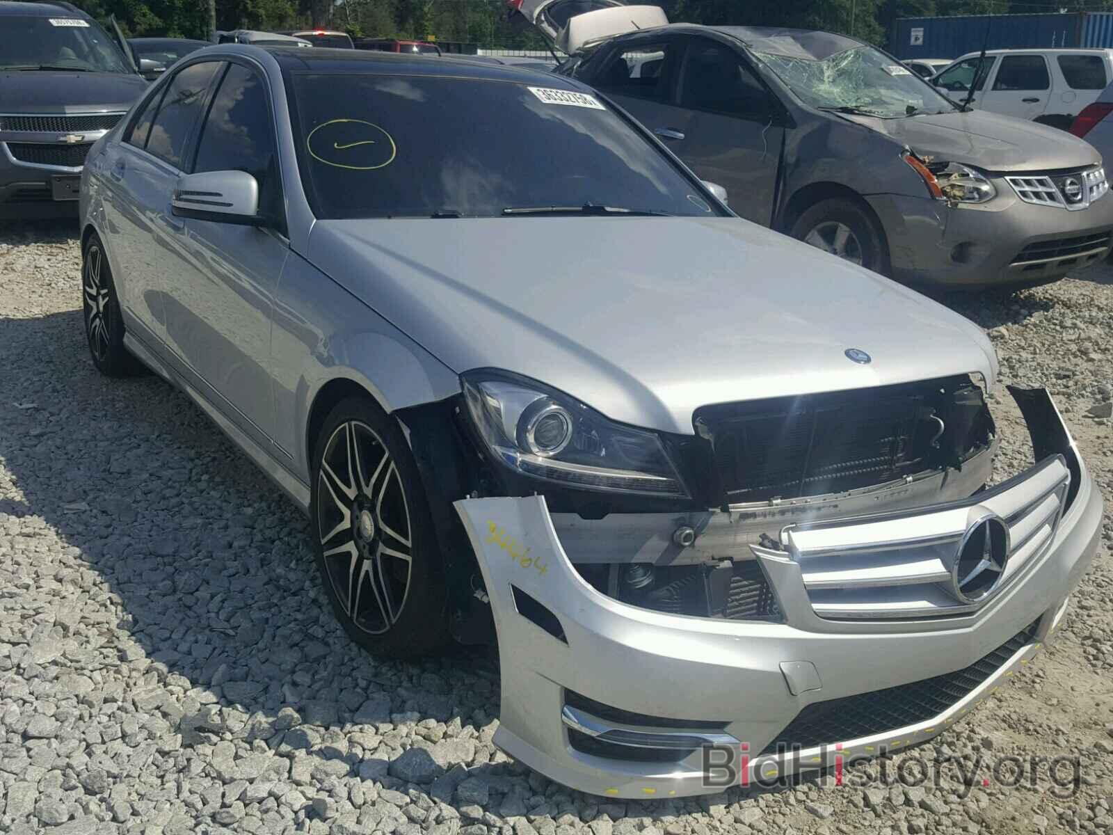 Photo WDDGF4HB7DR296569 - MERCEDES-BENZ C 250 2013