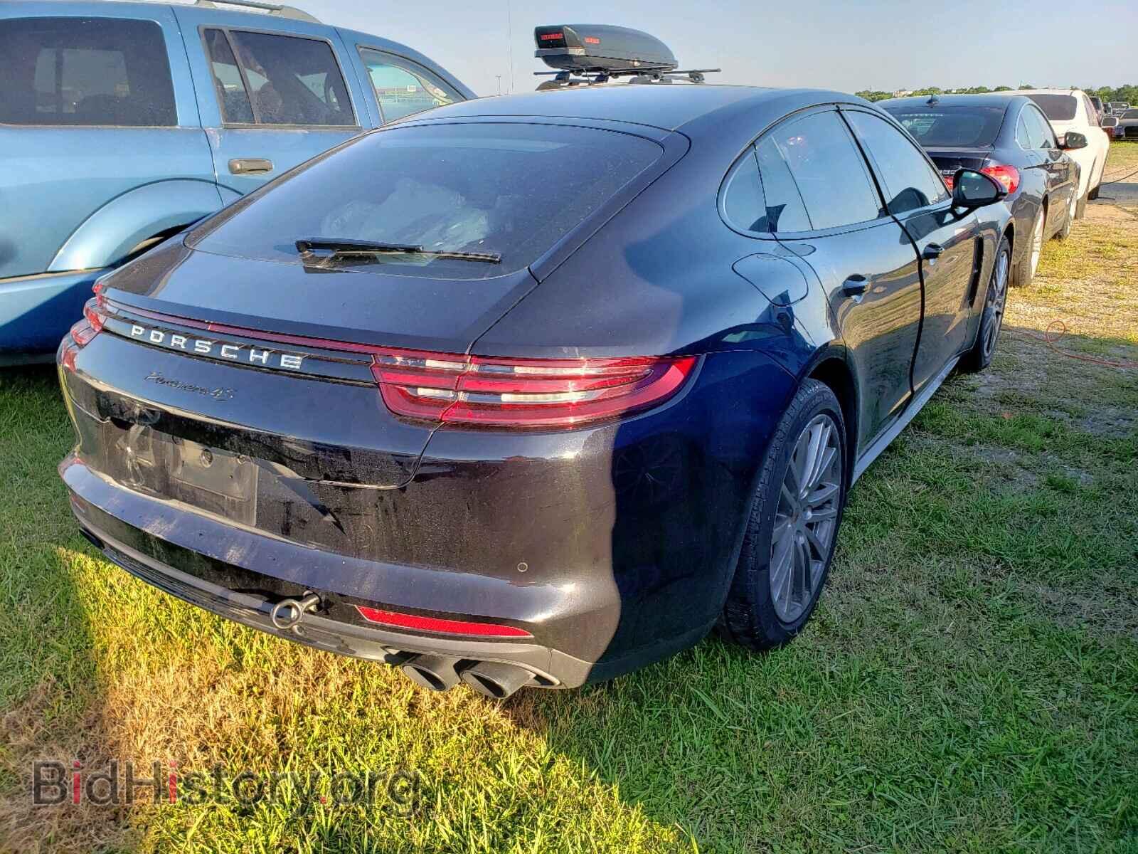 2017 PORSCHE PANAMERA - VIN: WP0AB2A79HL124218 - Фото 4