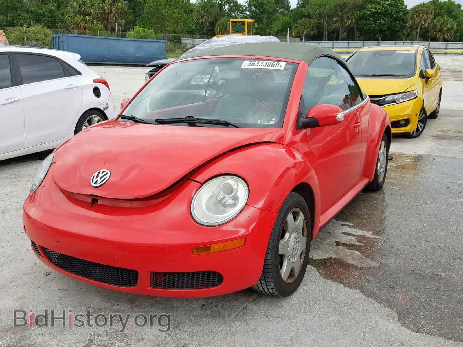 2007 VOLKSWAGEN BEETLE - VIN: 3VWRF31Y57M402547 - Фото 2
