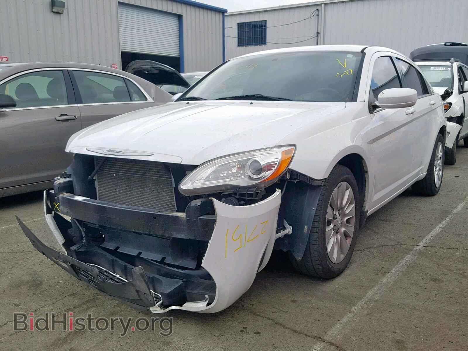 2014 CHRYSLER 200 - VIN: 1C3CCBAB4EN213564 - Фото 2
