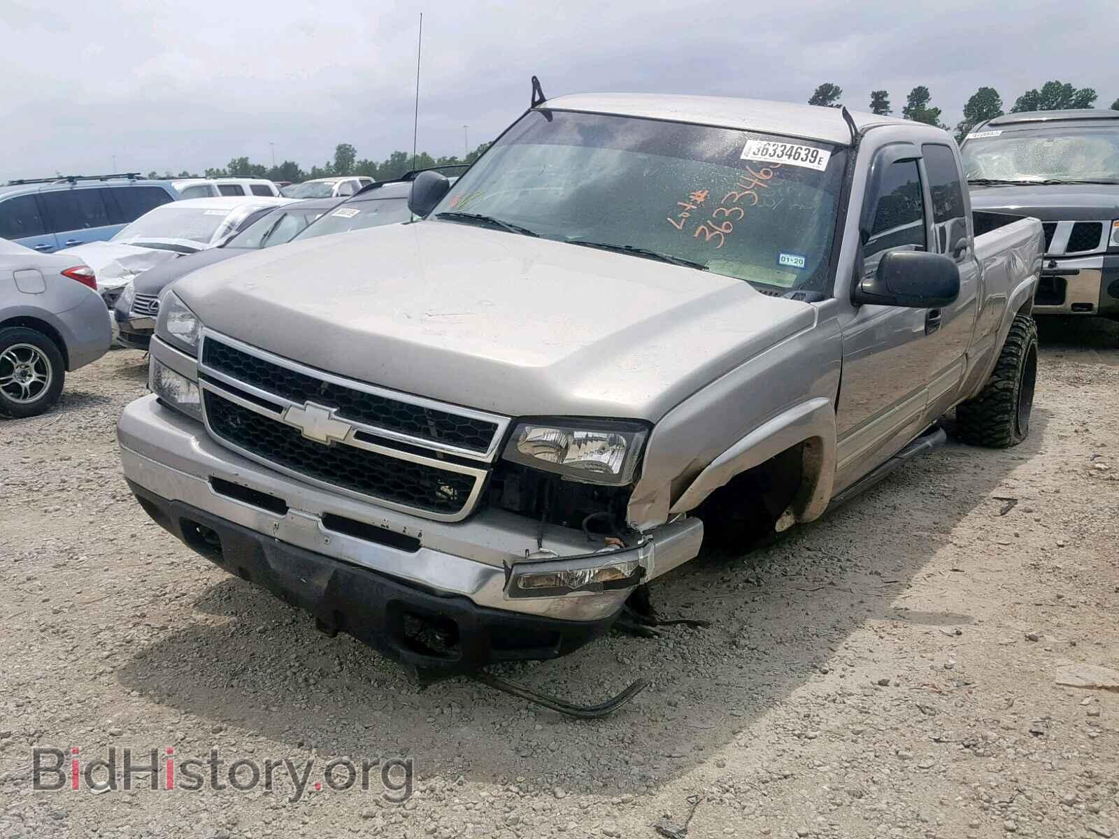 2006 CHEVROLET SILVERADO - VIN: 1GCEK19BX6Z164449 - Фото 2