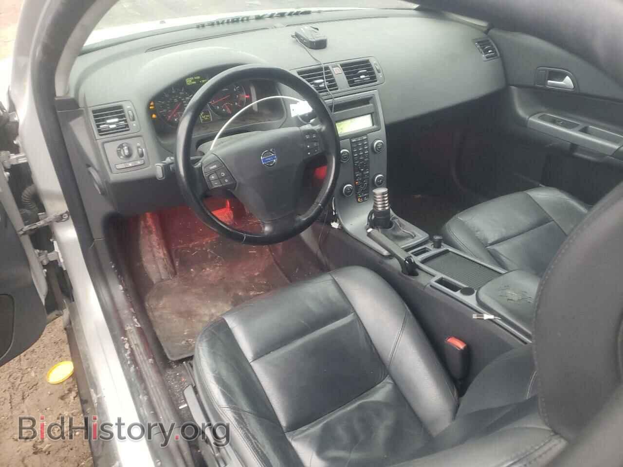 2011 VOLVO C30 - VIN: YV1672MK9B2198107 - Фото 8