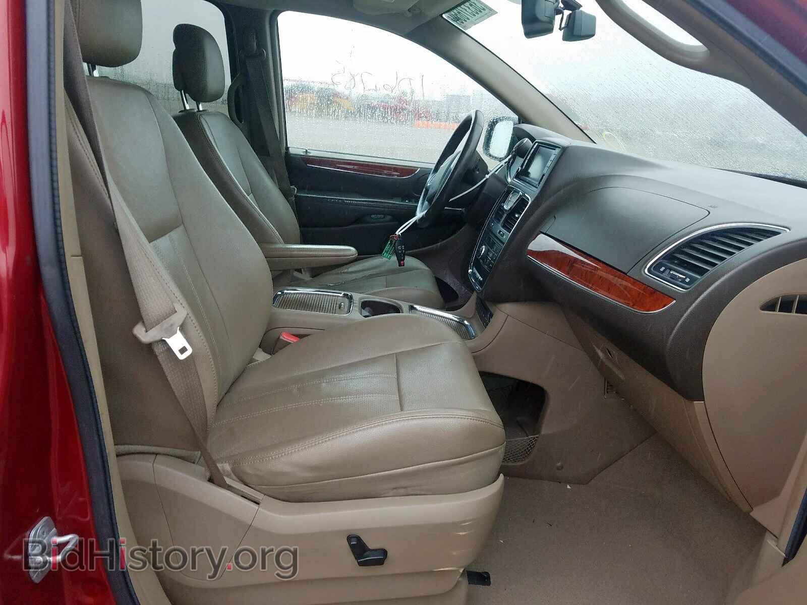 2012 CHRYSLER TOWN & COU - VIN: 2C4RC1CG3CR315026 - Фото 5