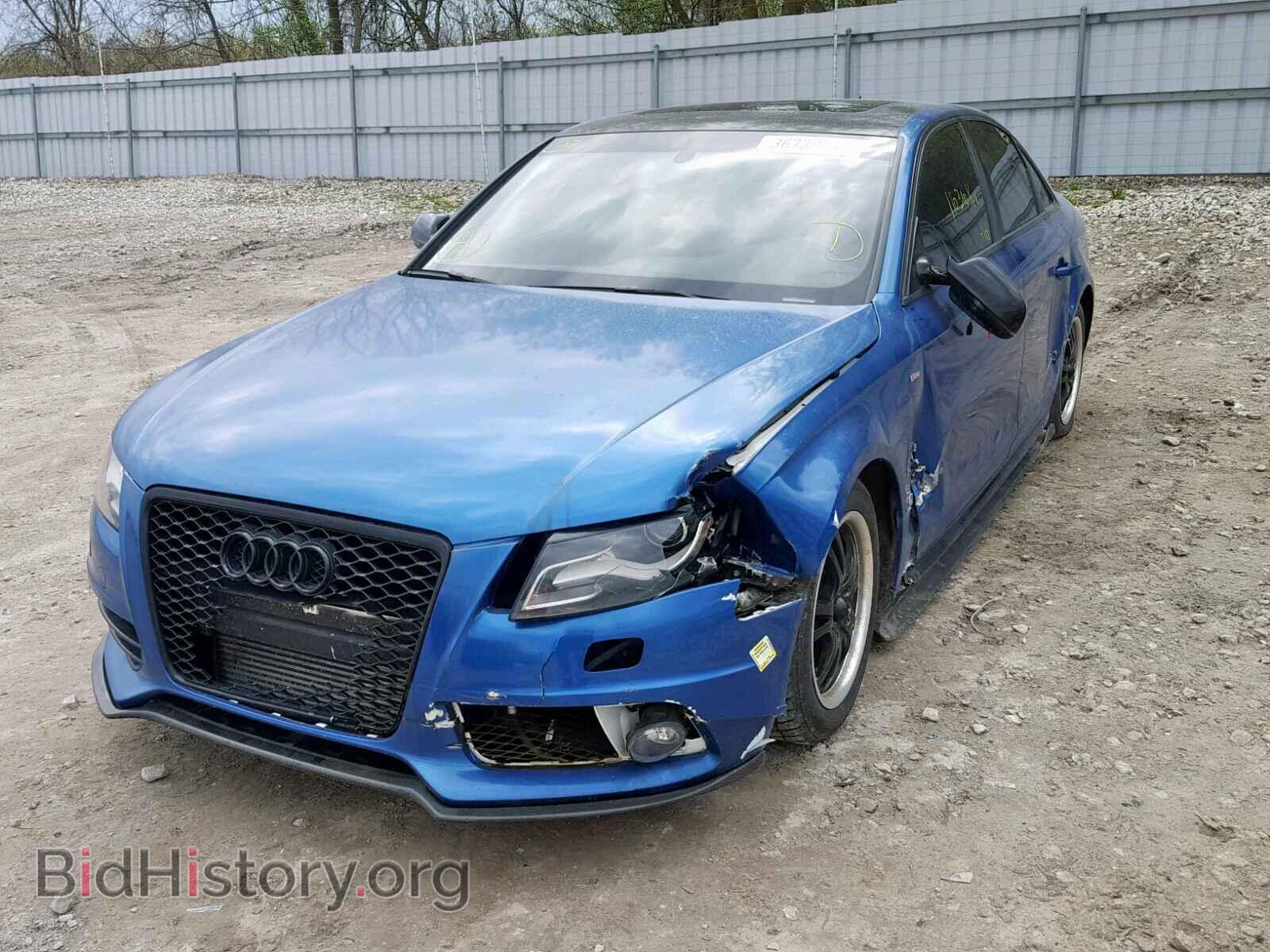 2011 AUDI A4 - VIN: WAUFFCFLXBA026305 - Фото 2