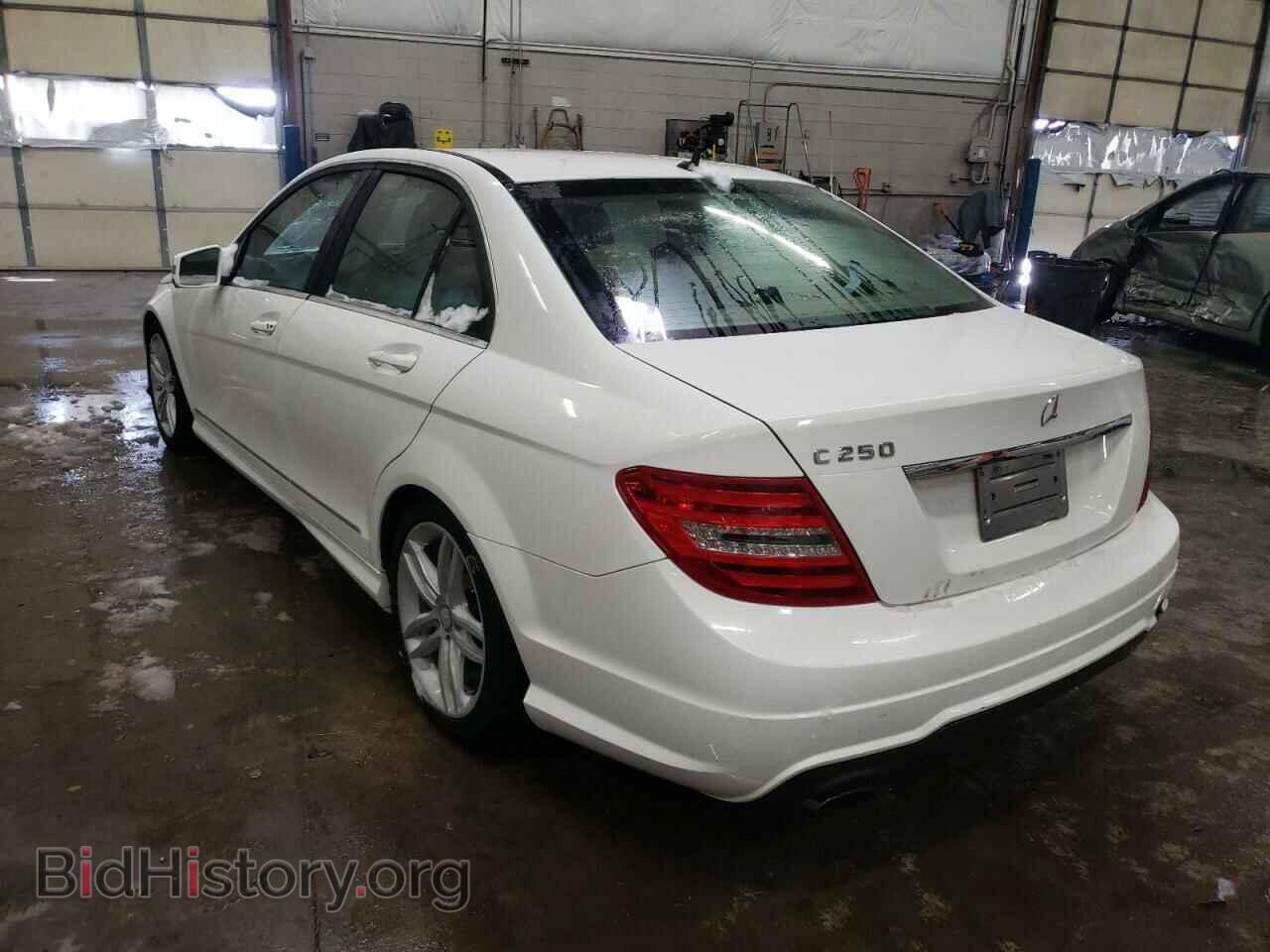 2013 MERCEDES-BENZ C-CLASS - VIN: WDDGF4HB7DA792065 - Фото 3