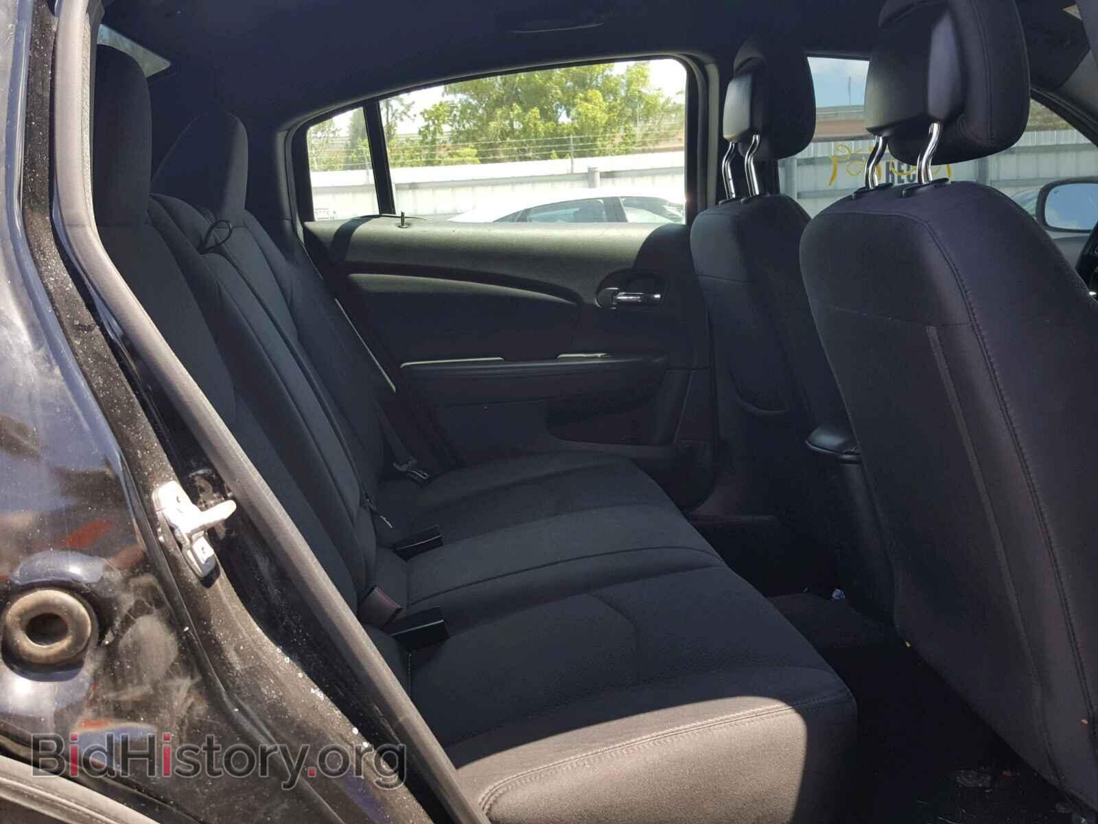 2013 CHRYSLER 200 - VIN: 1C3CCBAB7DN640803 - Photo 6