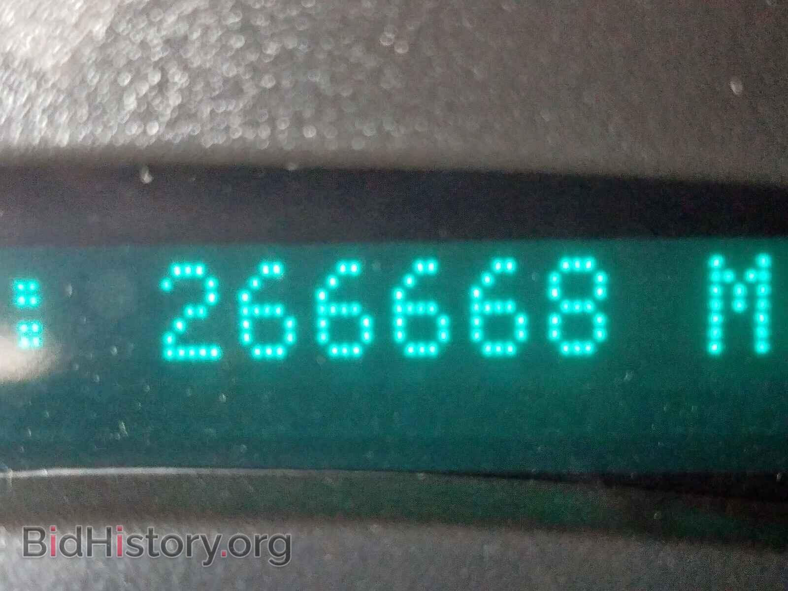 2003 GMC SIERRA - VIN: 2GTEC19V631275219 - Photo 8