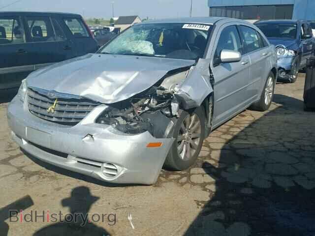 2010 CHRYSLER SEBRING - VIN: 1C3CC5FB1AN154266 - Фото 2