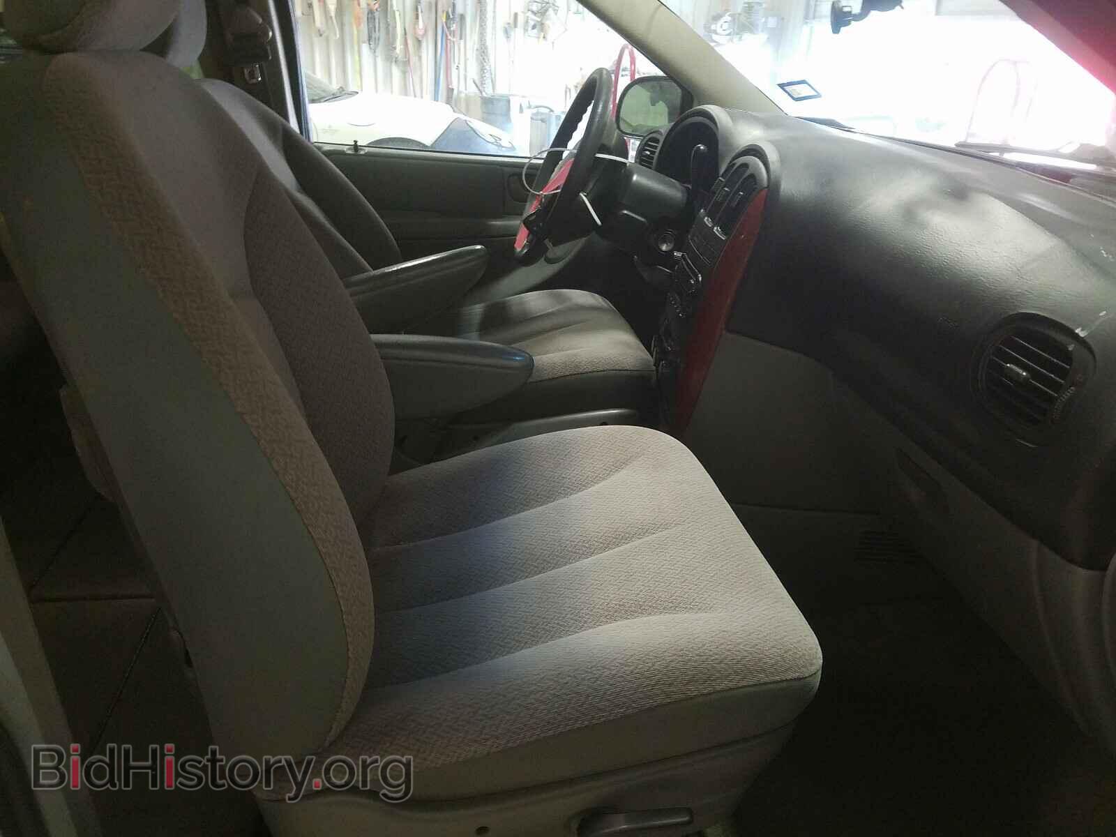 2006 CHRYSLER MINIVAN - VIN: 1A4GP44R66B753050 - Фото 5