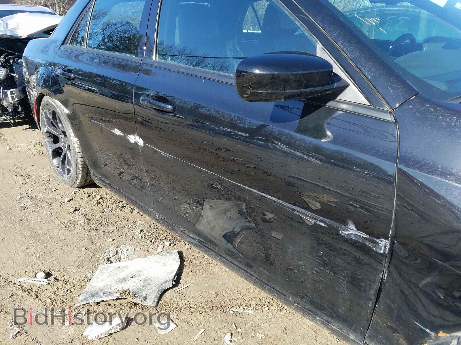 2019 CHRYSLER 300 - VIN: 2C3CCABG0KH628678 - Фото 9
