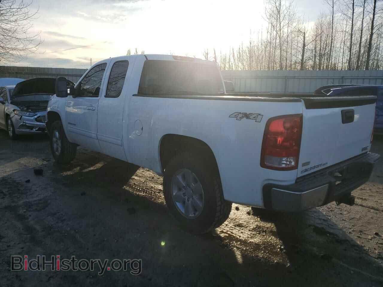 2010 GMC SIERRA - VIN: 1GTSKWE32AZ155106 - Photo 2