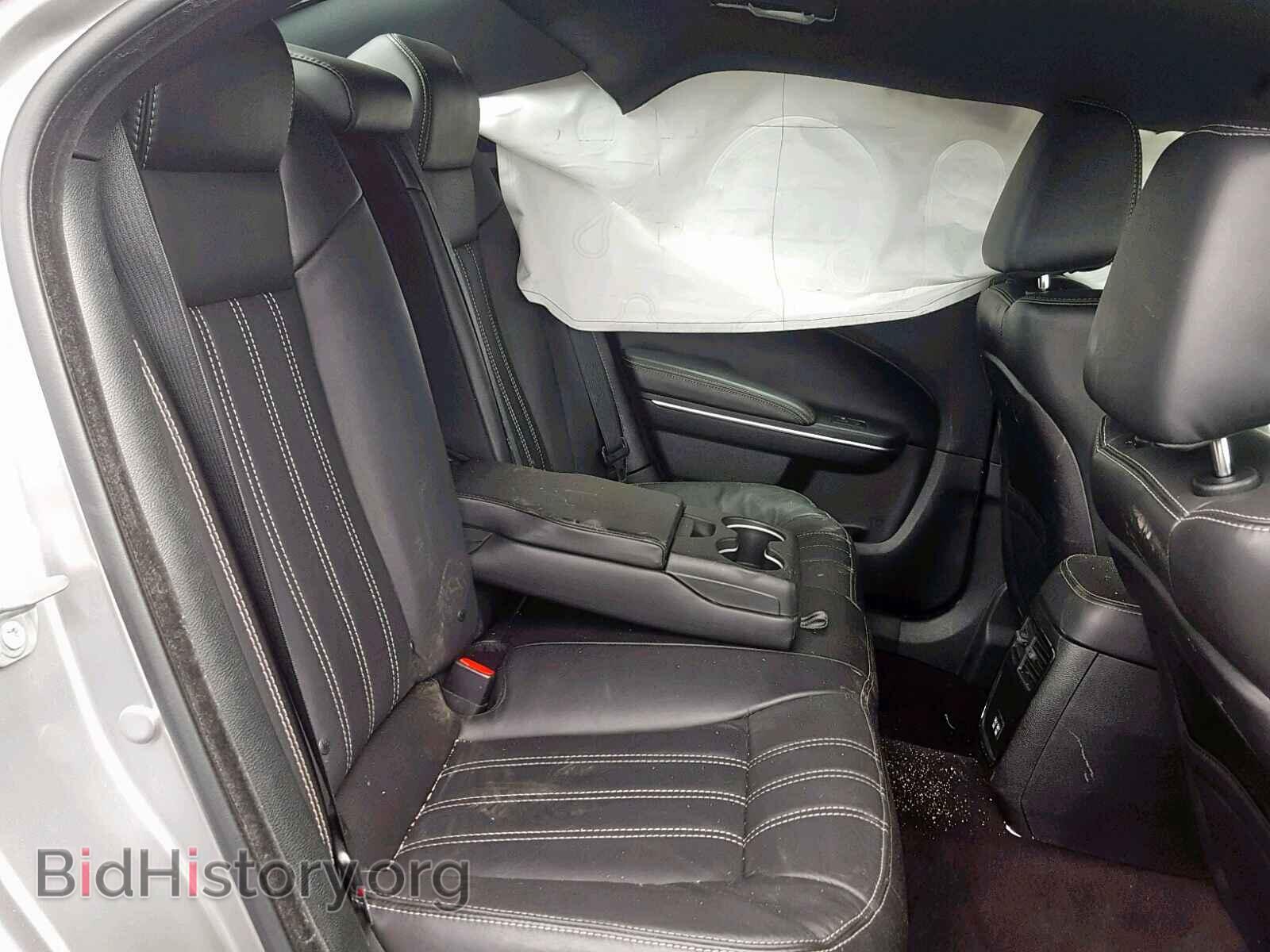 2018 CHRYSLER 300 - VIN: 2C3CCAGG2JH267302 - Фото 6