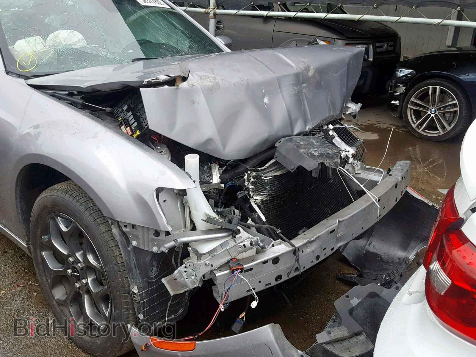 2018 CHRYSLER 300 - VIN: 2C3CCAGG2JH267302 - Фото 9