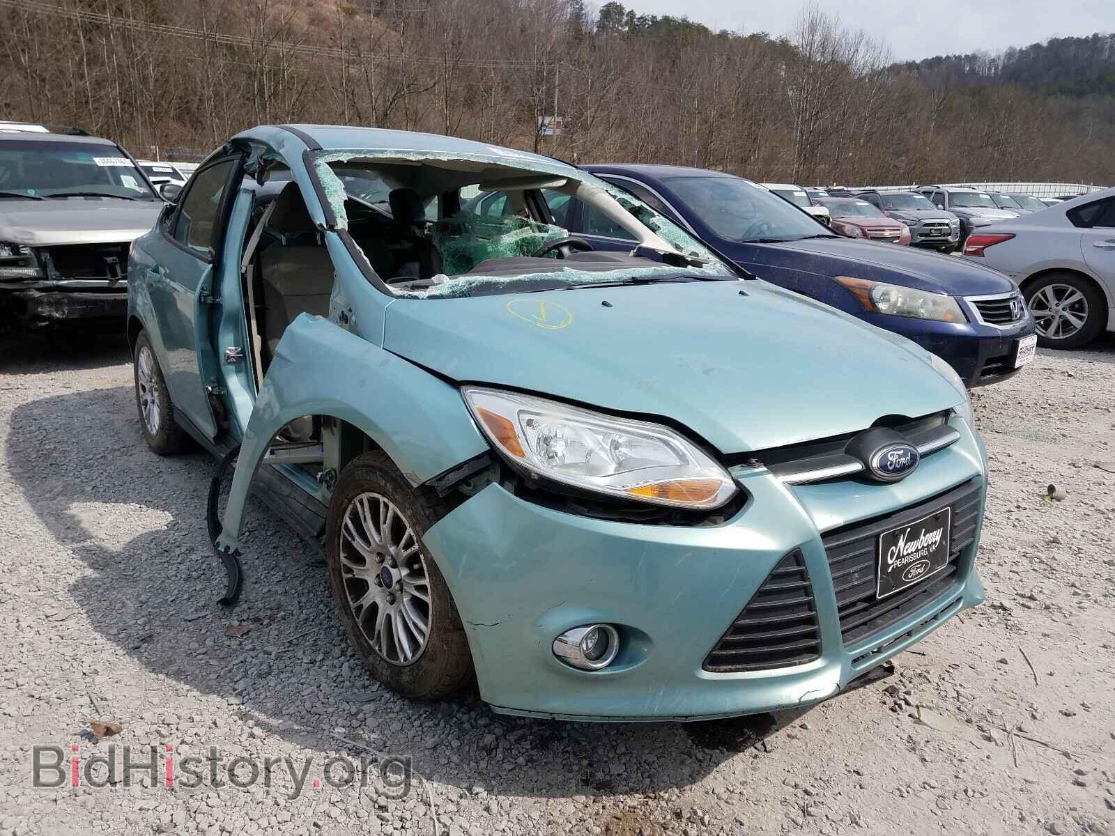 Photo 1FAHP3F28CL405993 - FORD FOCUS 2012