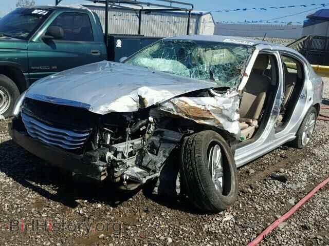 2011 CHRYSLER 200 - VIN: 1C3BC1FB3BN569787 - Фото 2