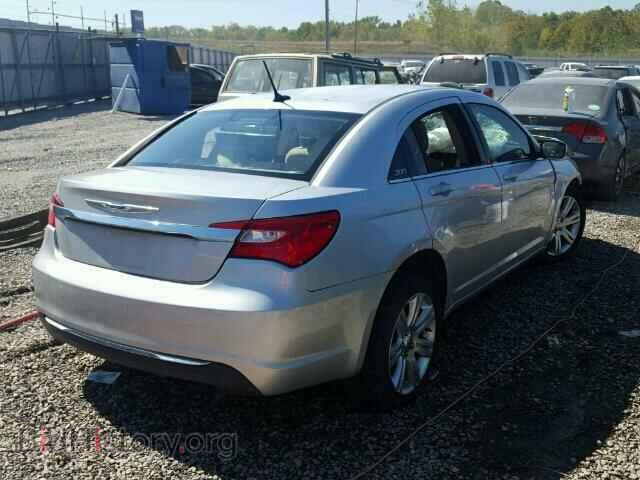 2011 CHRYSLER 200 - VIN: 1C3BC1FB3BN569787 - Фото 4