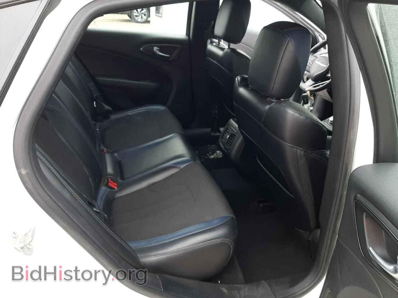 2015 CHRYSLER 200 - VIN: 1C3CCCBB2FN668094 - Фото 10