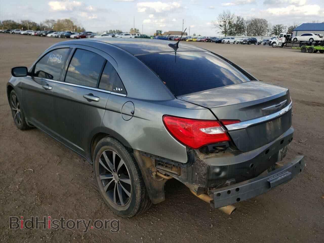 2012 CHRYSLER 200 - VIN: 1C3CCBHG7CN303645 - Фото 3