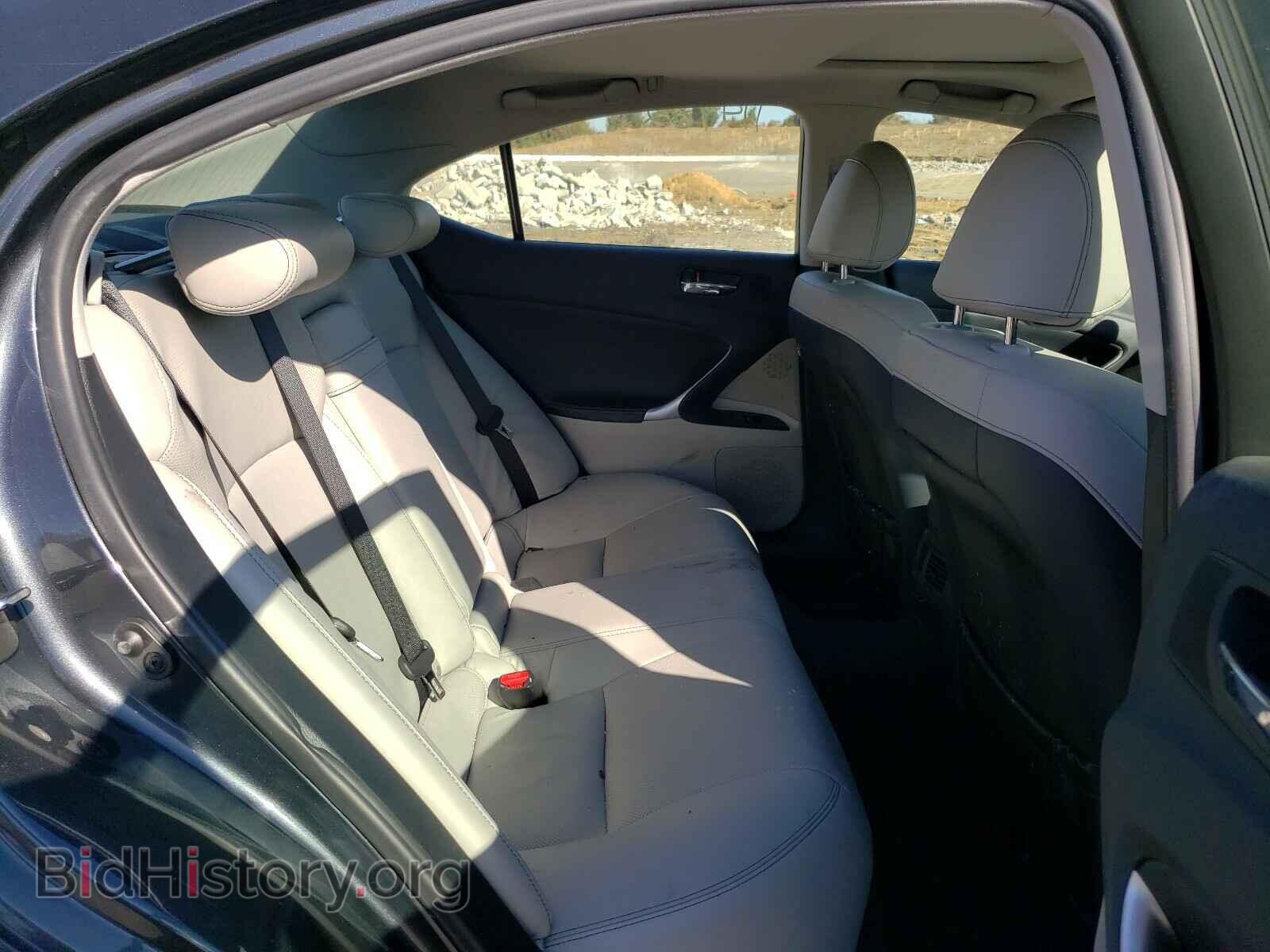 2011 LEXUS IS - VIN: JTHBF5C21B5151645 - Photo 6