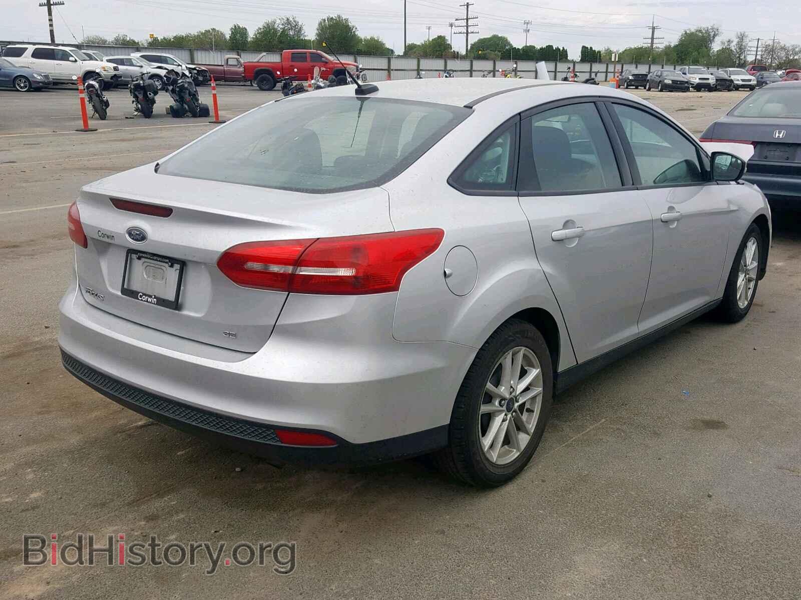 2016 FORD FOCUS SE - VIN: 1FADP3F23GL256168 - Фото 4