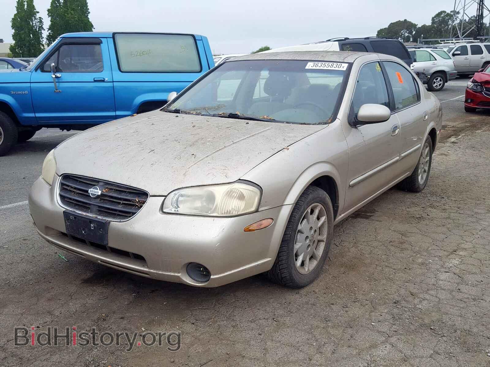2000 NISSAN MAXIMA - VIN: JN1CA31D4YT504562 - Фото 2