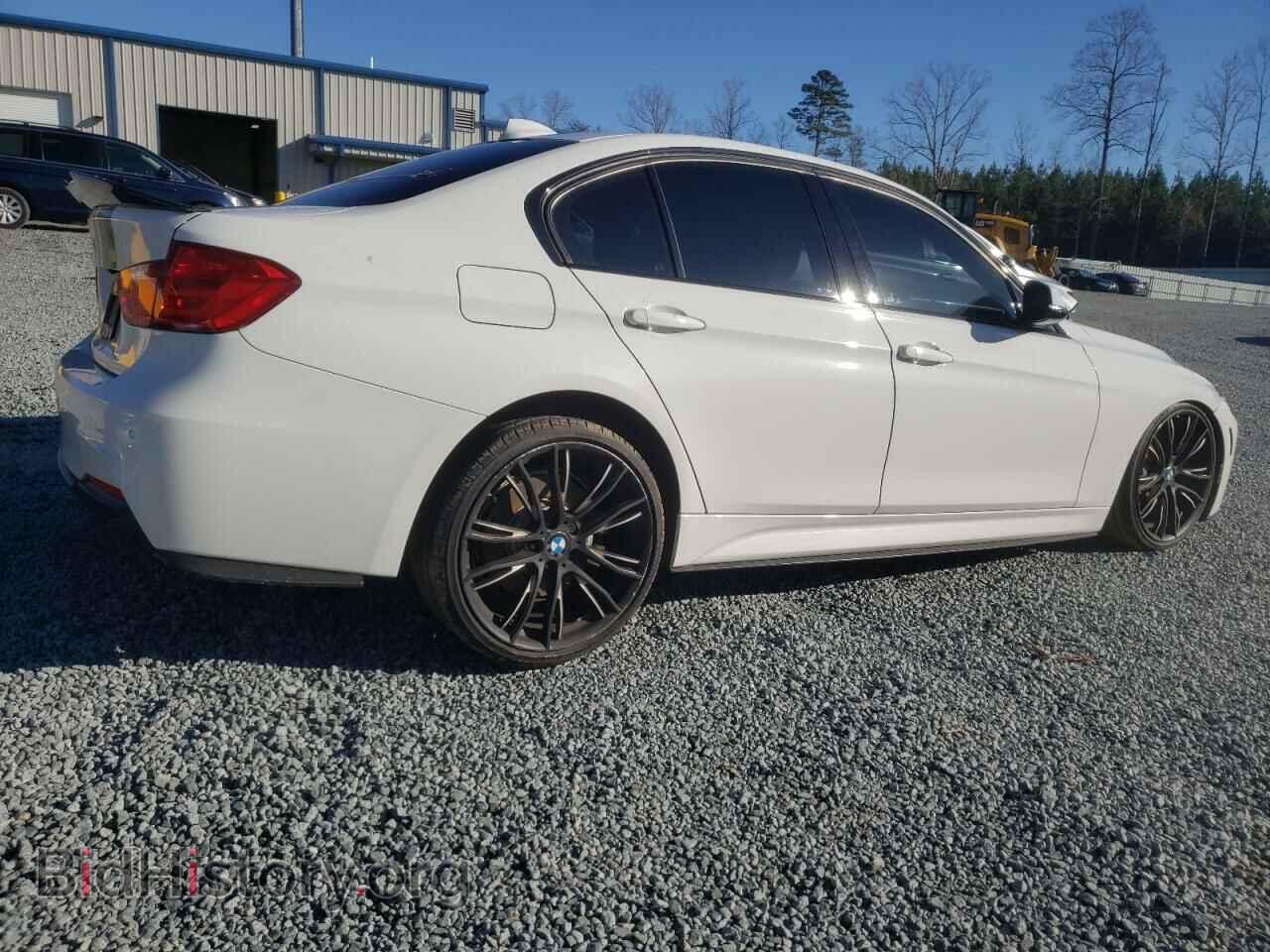 2015 BMW 3 SERIES - VIN: WBA3A5C54FF608945 - Фото 3