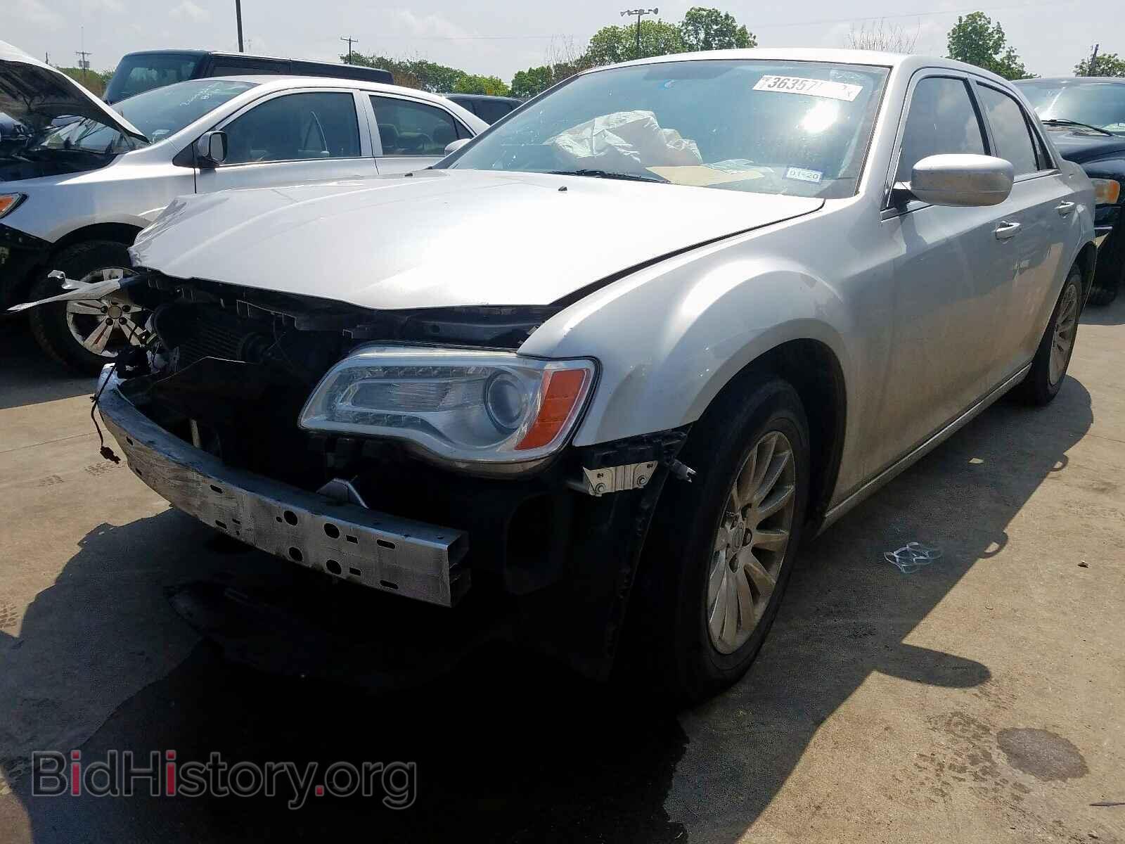 2012 CHRYSLER 300 - VIN: 2C3CCAAGXCH206260 - Фото 2
