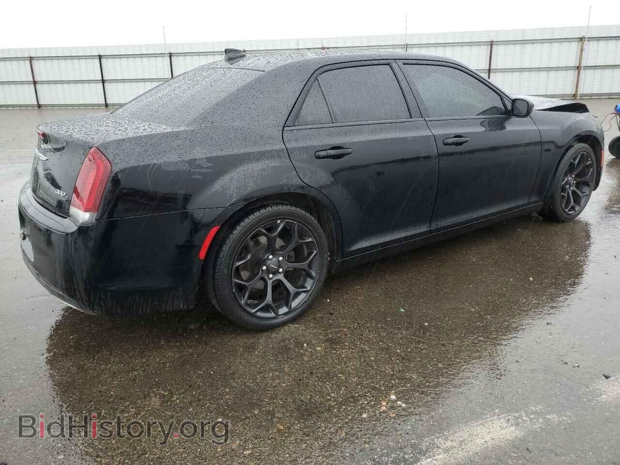 2019 CHRYSLER 300 - VIN: 2C3CCABG8KH562896 - Фото 3