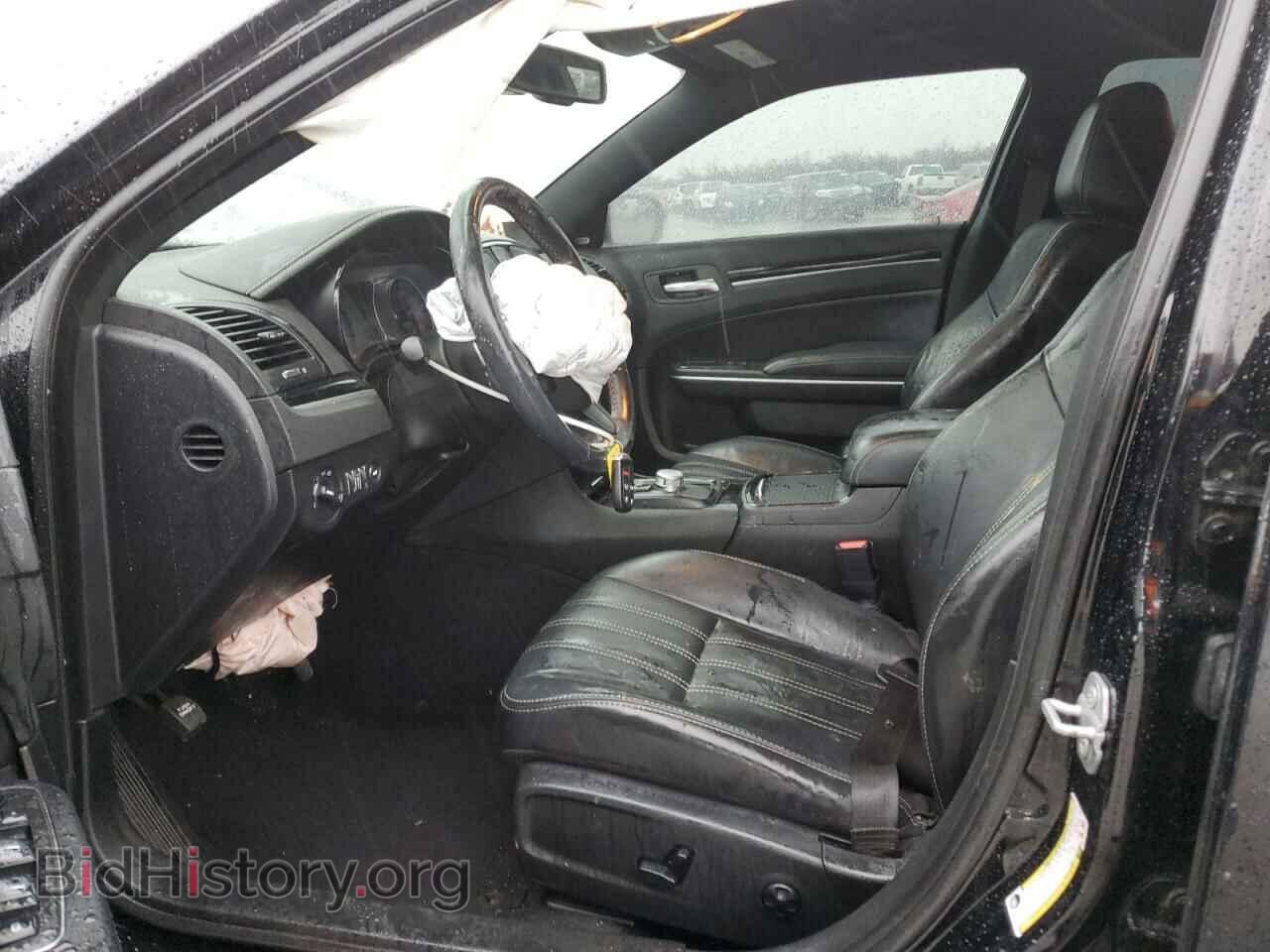 2019 CHRYSLER 300 - VIN: 2C3CCABG8KH562896 - Фото 7