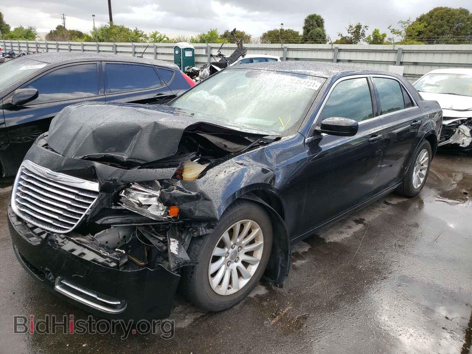 2014 CHRYSLER 300 - VIN: 2C3CCAAG4EH161643 - Фото 2