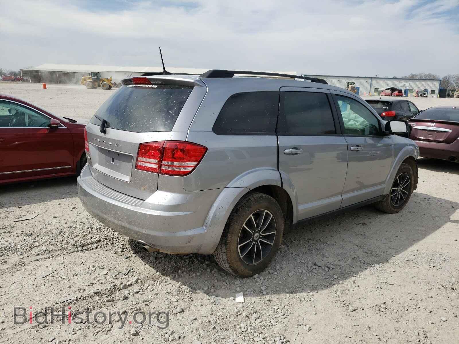 2018 DODGE JOURNEY - VIN: 3C4PDCAB2JT526610 - Фото 4